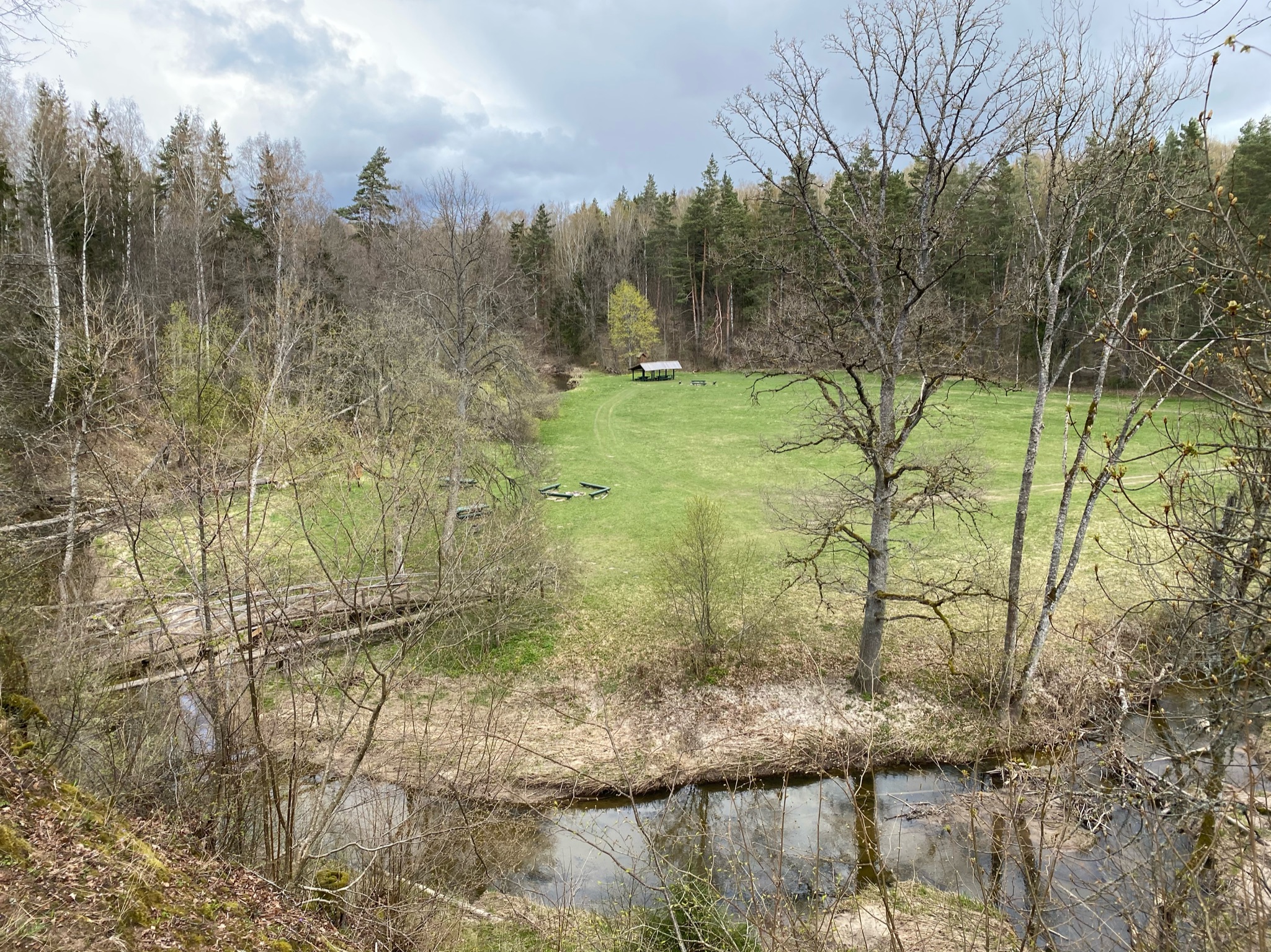 16CDFD20-F0D6-47A5-9852-D015B7814151